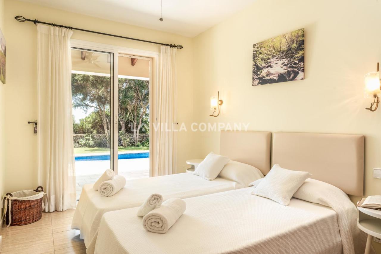 Villa Mala Bay Mahon  Exterior photo